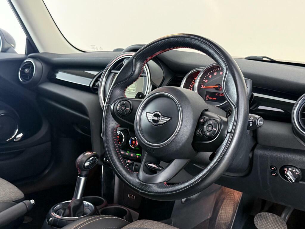 Mini Hatch 2.0 Cooper S Euro 6 Ss KD17AOG Black #3