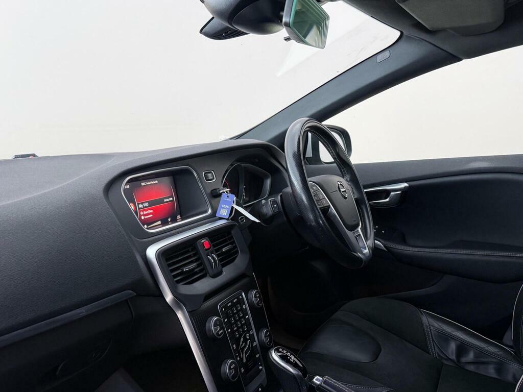 Volvo V40 2.0 D3 R-design Nav Plus Euro 6 Ss LM19WZV Grey #4