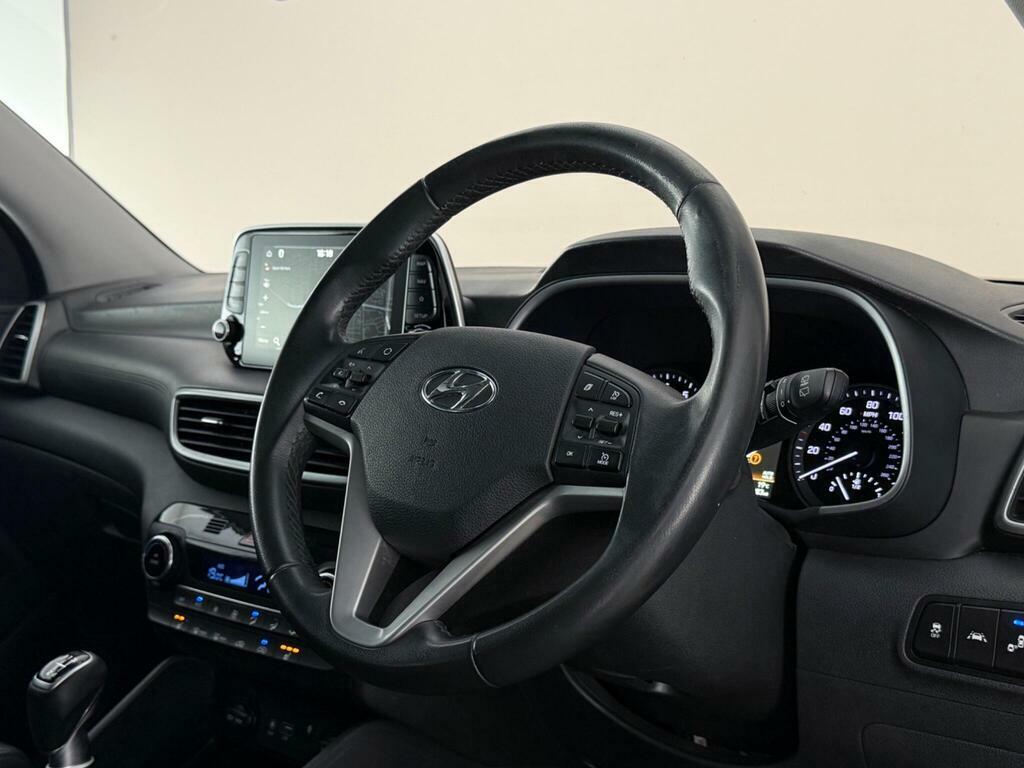 Hyundai Tucson 1.6 Gdi Premium Euro 6 Ss RF19OVL White #3