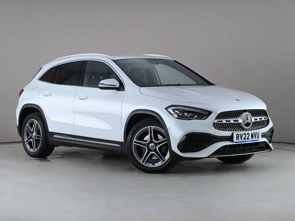 Mercedes-Benz GLA Class 1.3 Gla250e 15.6Kwh Exclusive Edition 8G-dct Euro White