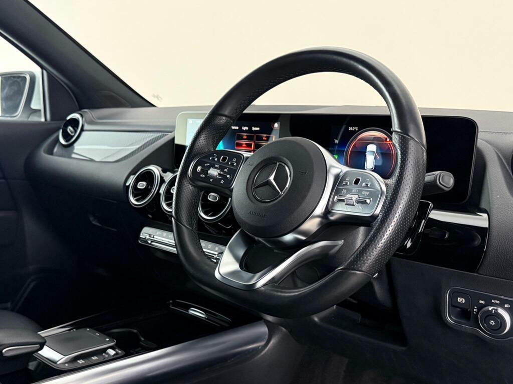Mercedes-Benz GLA Class 1.3 Gla250e 15.6Kwh Exclusive Edition 8G-dct Euro RV22WVU White #3