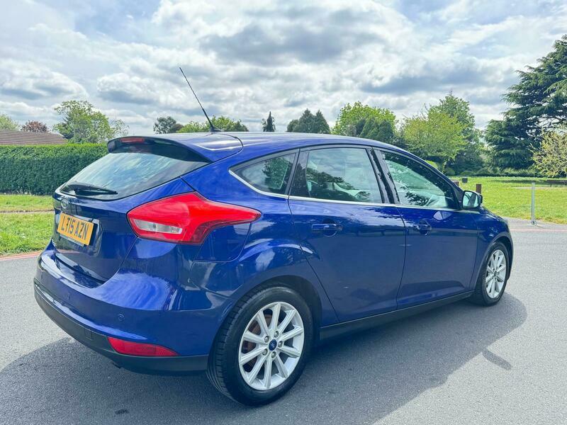 Ford Focus Titanium LT15AZN Blue #5