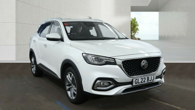 MG HS Exclusive Dct White