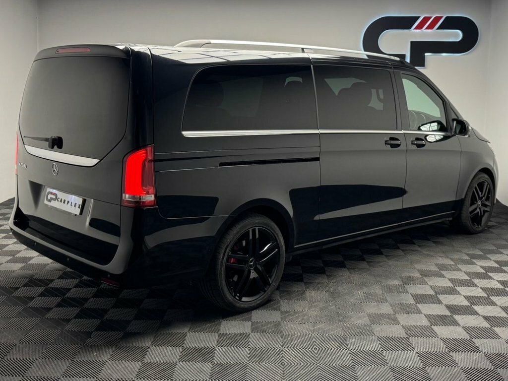 Mercedes-Benz V Class 2.2L Sport Black #2
