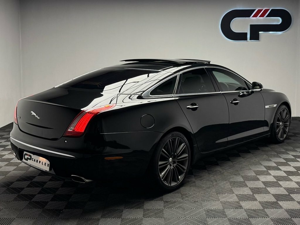 Jaguar XJ 5L Portfolio Black #2