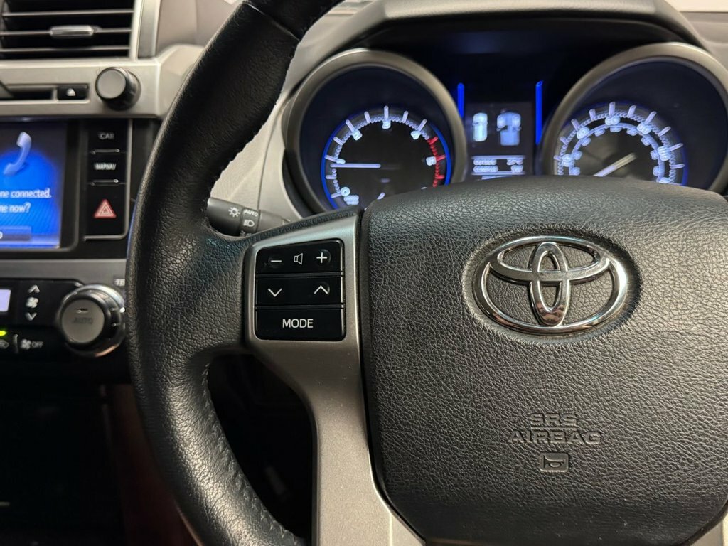 Toyota Land Cruiser 2.8 D-4d Icon 7 Seats - 2017 67 White #34