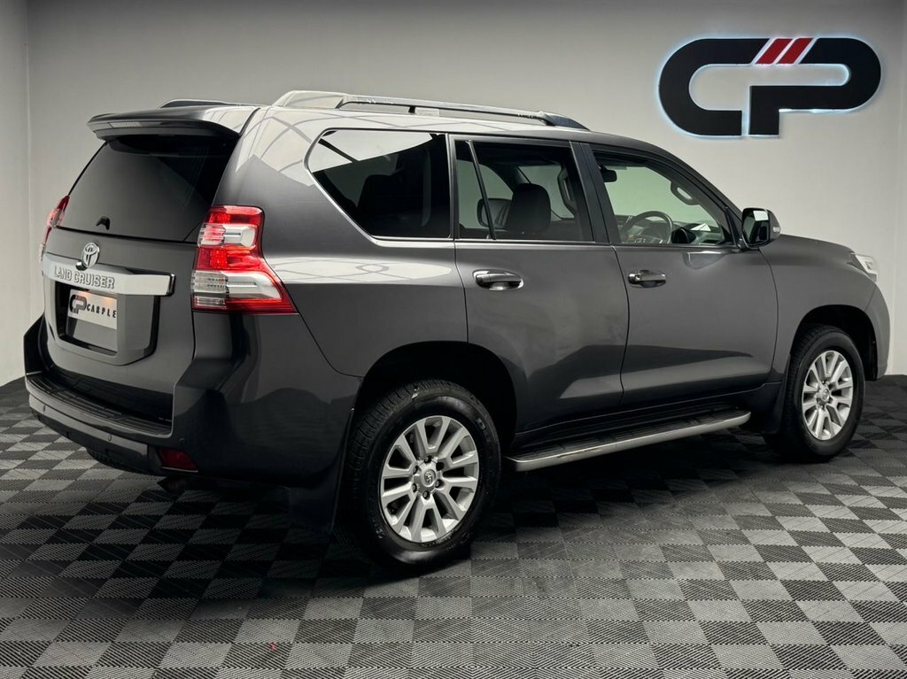 Toyota Land Cruiser 2.8L Icon Grey #2