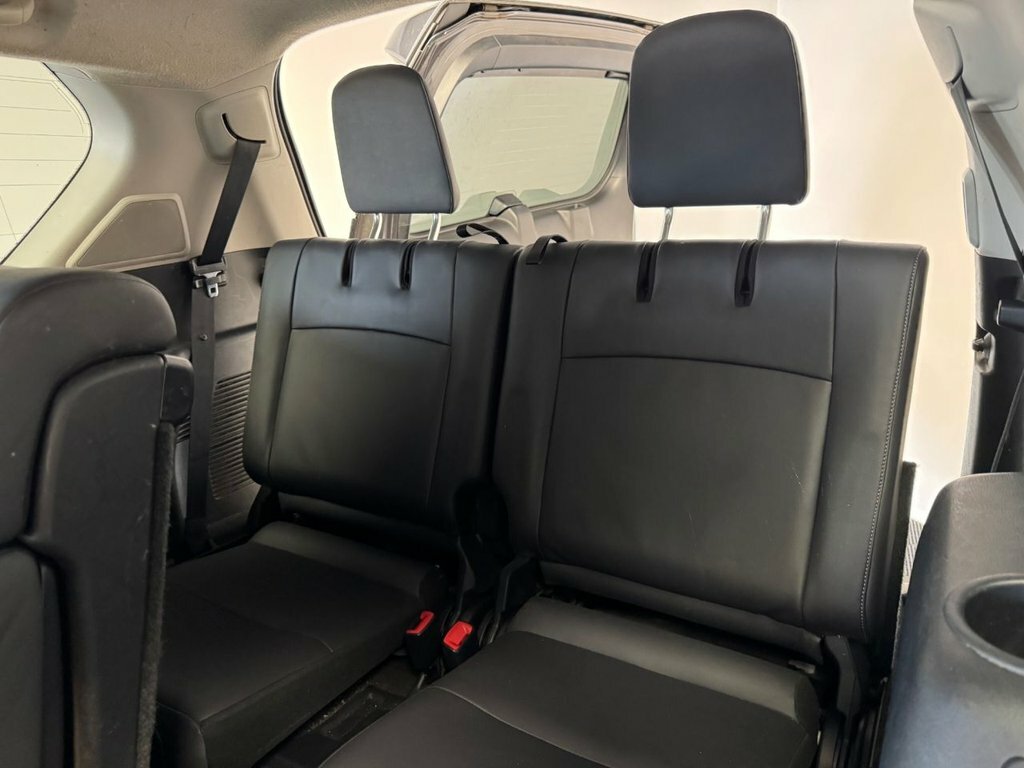 Toyota Land Cruiser 2.8 D-4d Icon 7 Seats - 2017 67 White #44