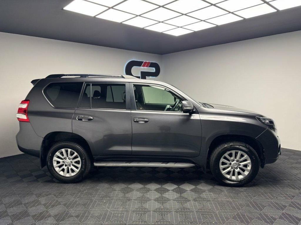 Toyota Land Cruiser 2.8 D-4d Icon 7 Seats - 2017 67 White #8