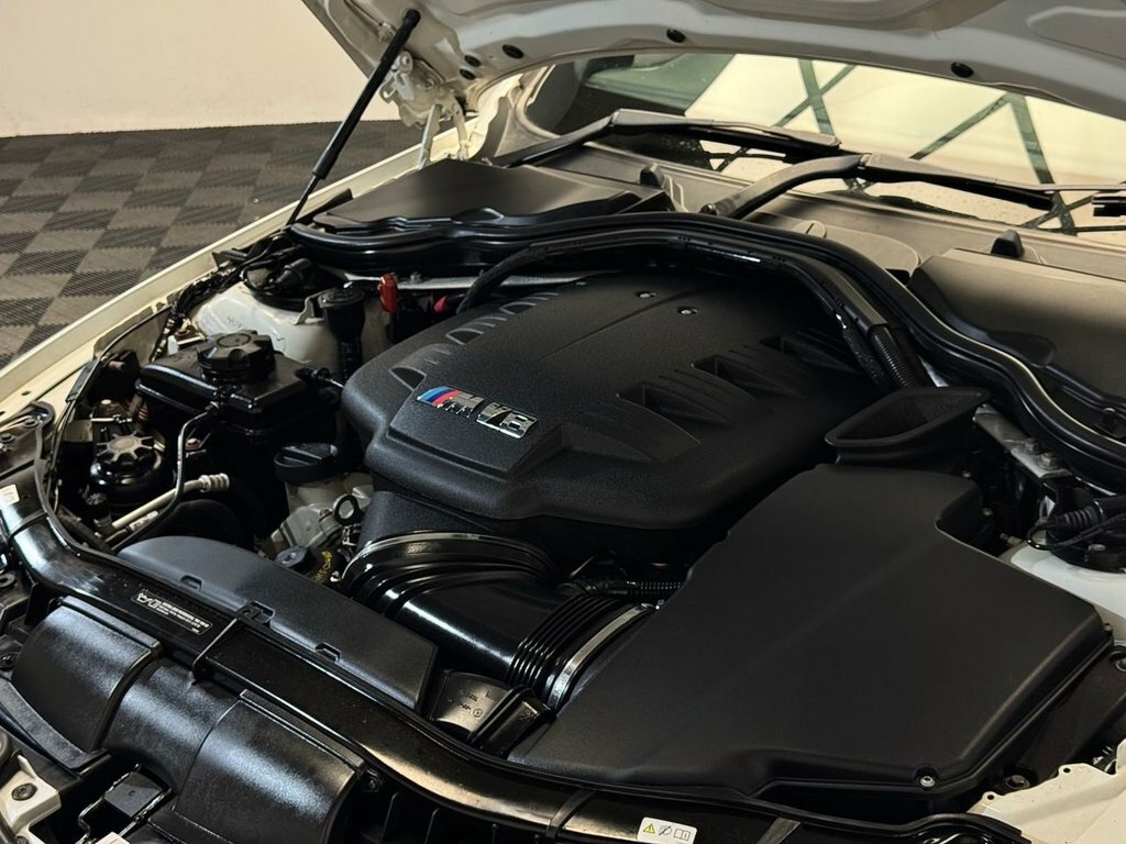 BMW M3 M3 Semi-auto White #49