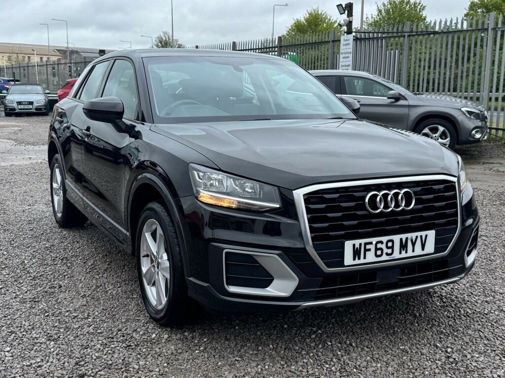 Audi Q2 1.5 Tfsi Cod 35 Sport Euro 6 Ss WF69MYV Black #3