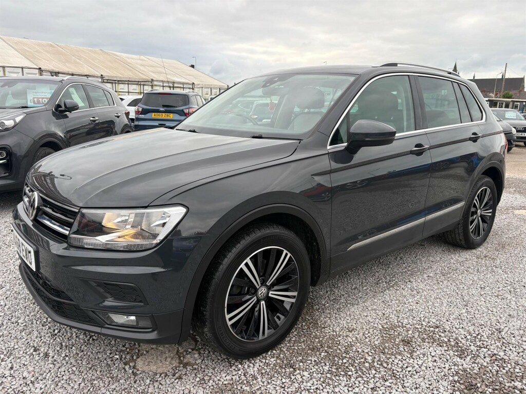 Volkswagen Tiguan 2.0 Tdi Se Navigation Euro 6 Ss NA68EWU Grey #3