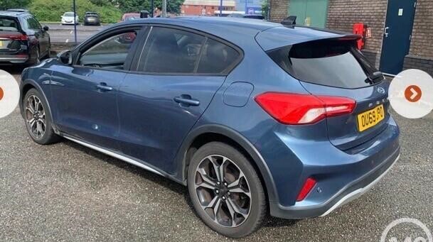 Ford Focus 1.0T Ecoboost Active X Euro 6 Ss OU69JPO Blue #2