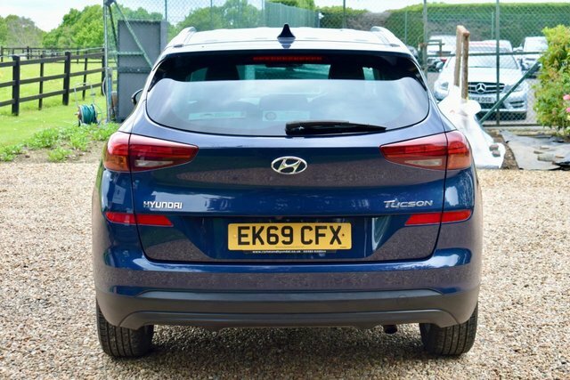 Hyundai Tucson 1.6 Gdi Se Nav Suv Euro 6 S S EK69CFX Blue #6