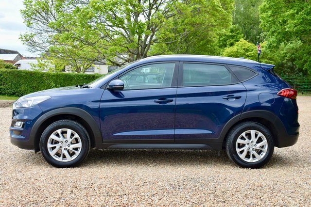 Hyundai Tucson 1.6 Gdi Se Nav Suv Euro 6 S S EK69CFX Blue #4