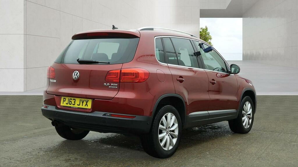 Volkswagen Tiguan Suv 2.0 Tdi Bluemotion Tech Match Dsg 4Wd Euro 5 PJ63JYX Red #2