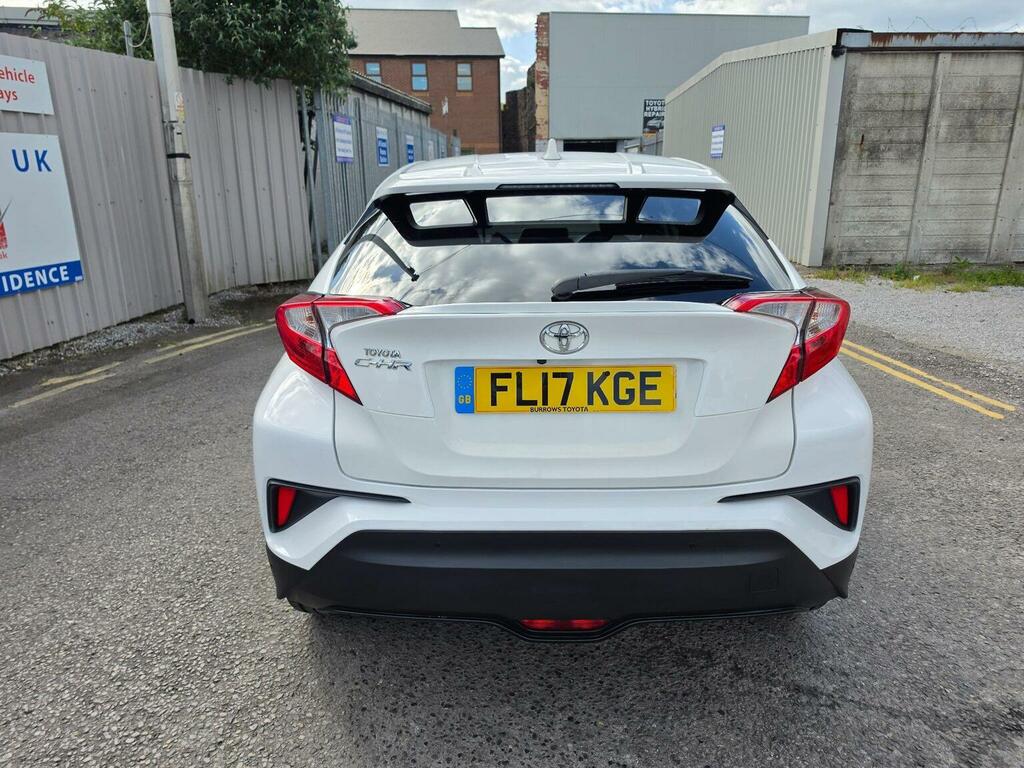 Toyota C-Hr Suv 1.2 Vvt-i Excel Euro 6 Ss 201717 FL17KGE White #5