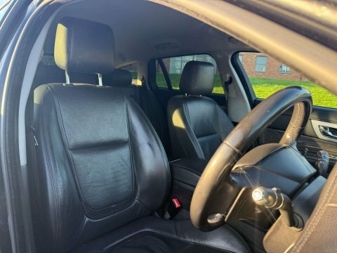 Jaguar XF 2.2 Xf Luxury MV15NGO #2
