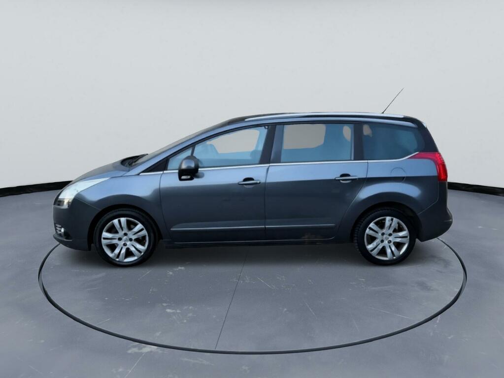 Peugeot 5008 E-hdi Active Red #6