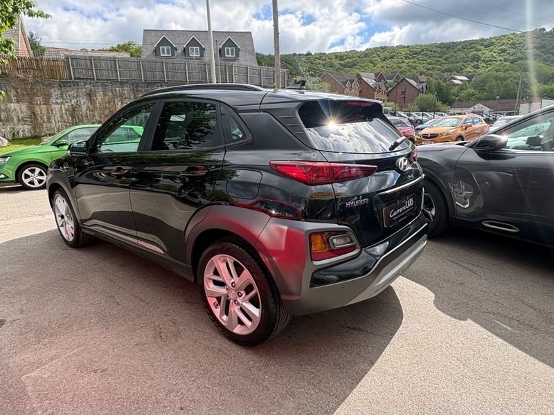 Hyundai Kona Premium Black #4