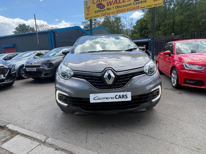 Renault Captur Dynamique Nav Dci HV67WXA Black #2