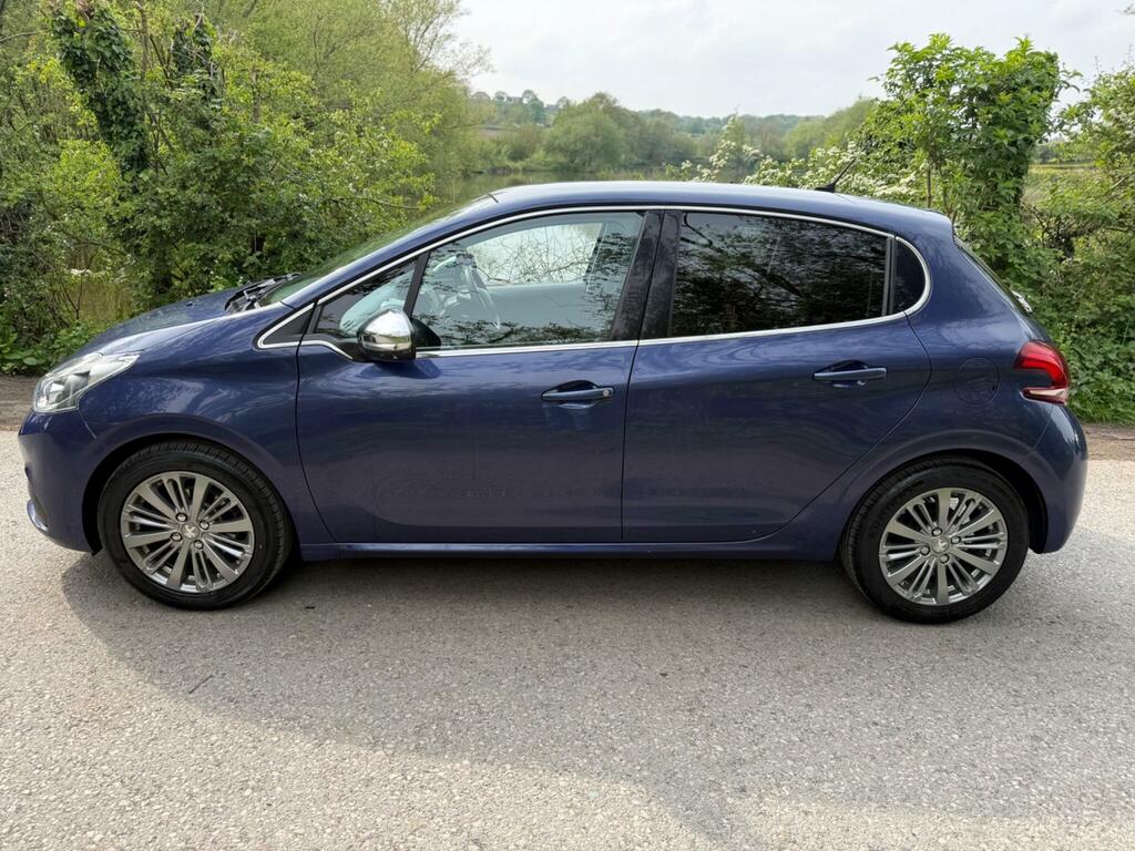 Peugeot 208 1.2 Puretech Allure Euro 6 Blue #3