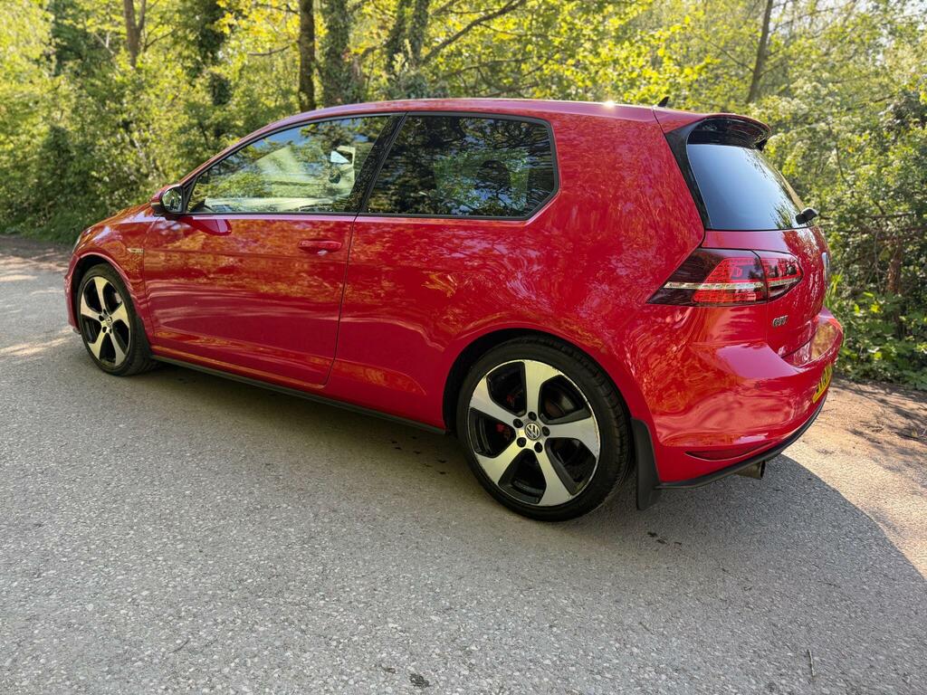 Volkswagen Golf 2.0 Tsi Bluemotion Tech Gti Launch Euro 6 Ss SV16XVO Red #5