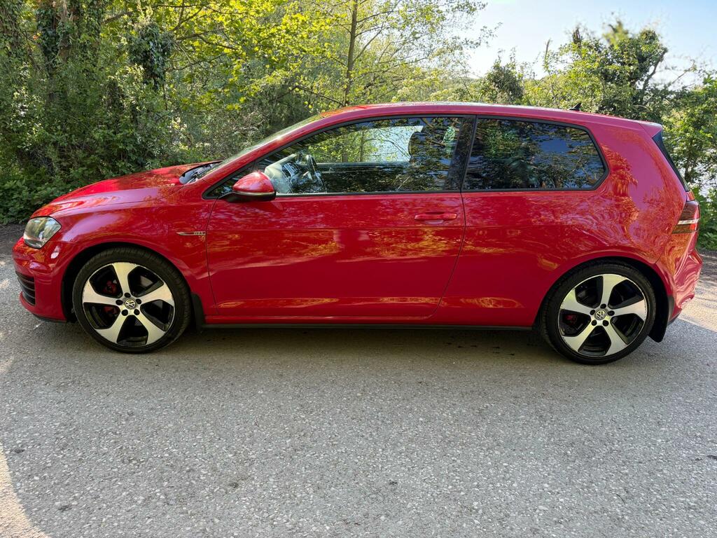 Volkswagen Golf 2.0 Tsi Bluemotion Tech Gti Launch Euro 6 Ss SV16XVO Red #3