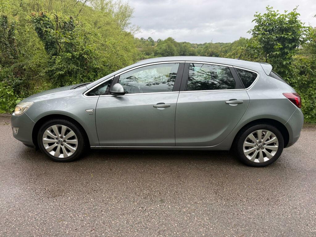 Vauxhall Astra 1.6 16V Se Euro 5 P060ZGC Silver #4
