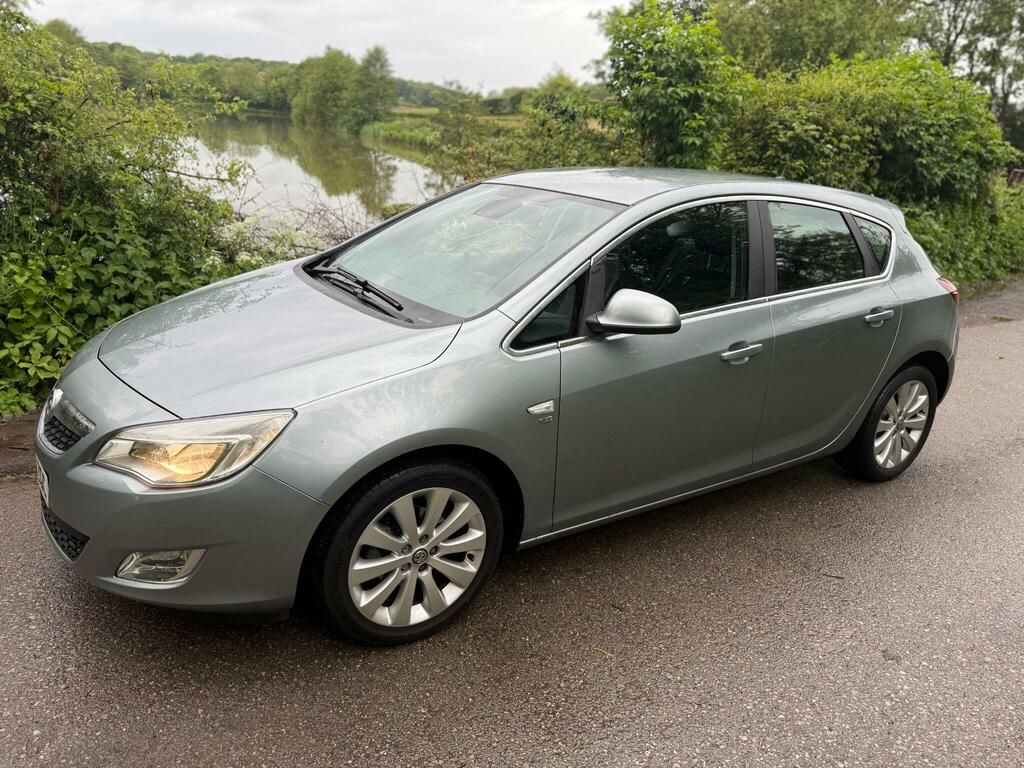 Vauxhall Astra 1.6 16V Se Euro 5 P060ZGC Silver #2