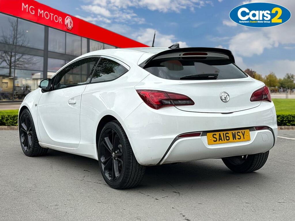 Vauxhall Astra GTC 1.4T 16V Limited Edition White #5