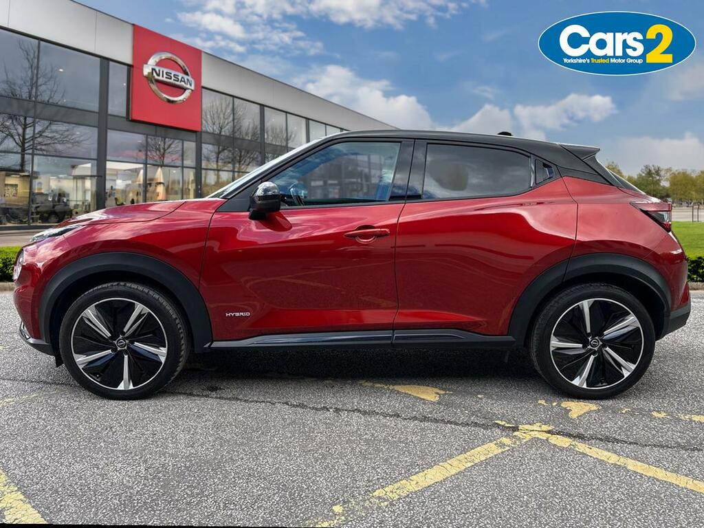 Nissan Juke 1.6 Hybrid Tekna YB22OND Red #6