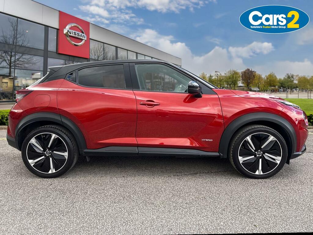 Nissan Juke 1.6 Hybrid Tekna YB22OND Red #2
