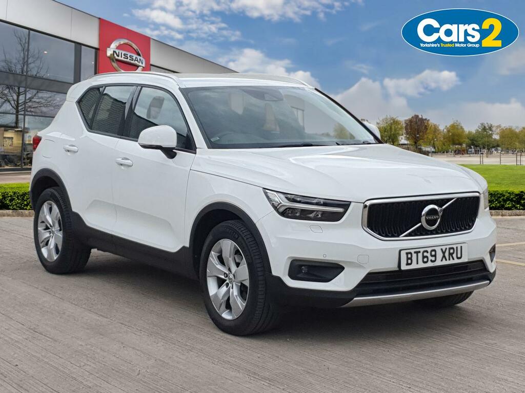 Volvo XC40 2.0 D3 Momentum Pro White
