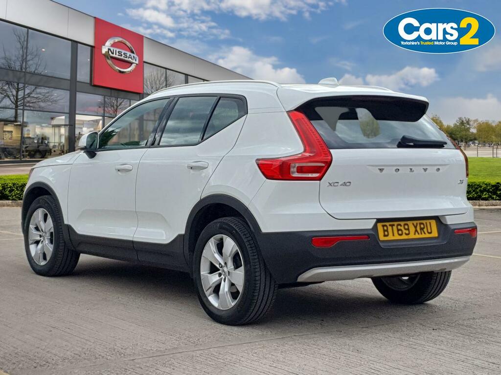 Volvo XC40 2.0 D3 Momentum Pro White #5