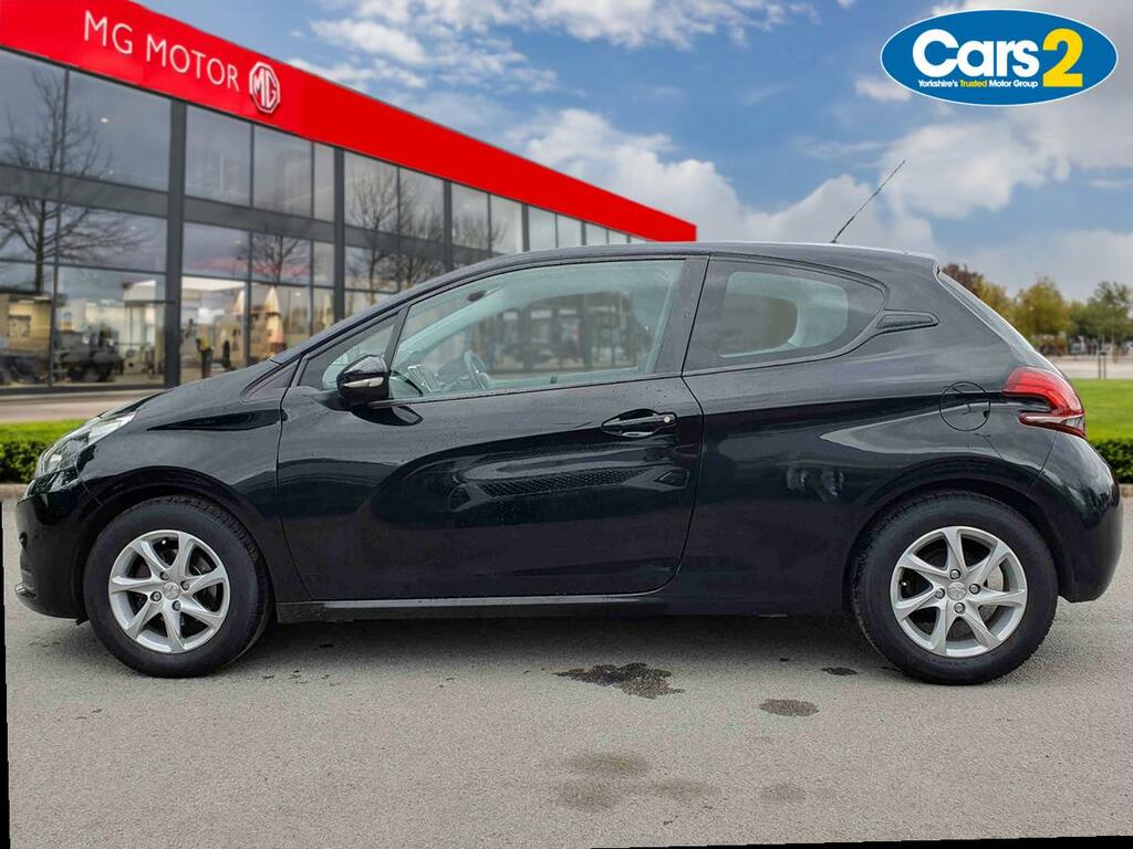 Peugeot 208 1.2 Puretech 82 Active BG17KDX Black #6