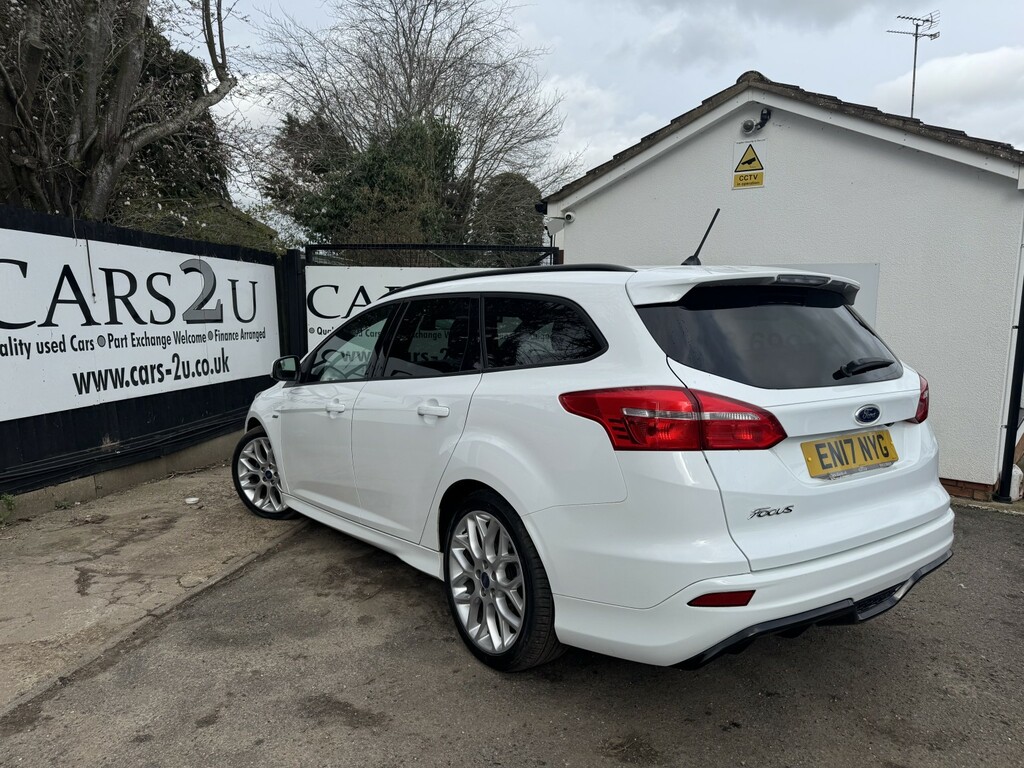 Ford Focus Estate 1.5 Tdci Ecoboost St-line 2017 White #6