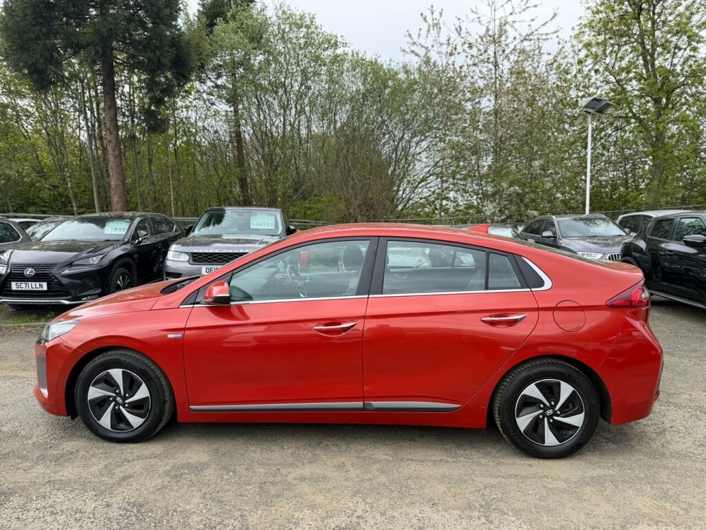 Hyundai Ioniq 1L Premium Se GV67CDN Orange #4
