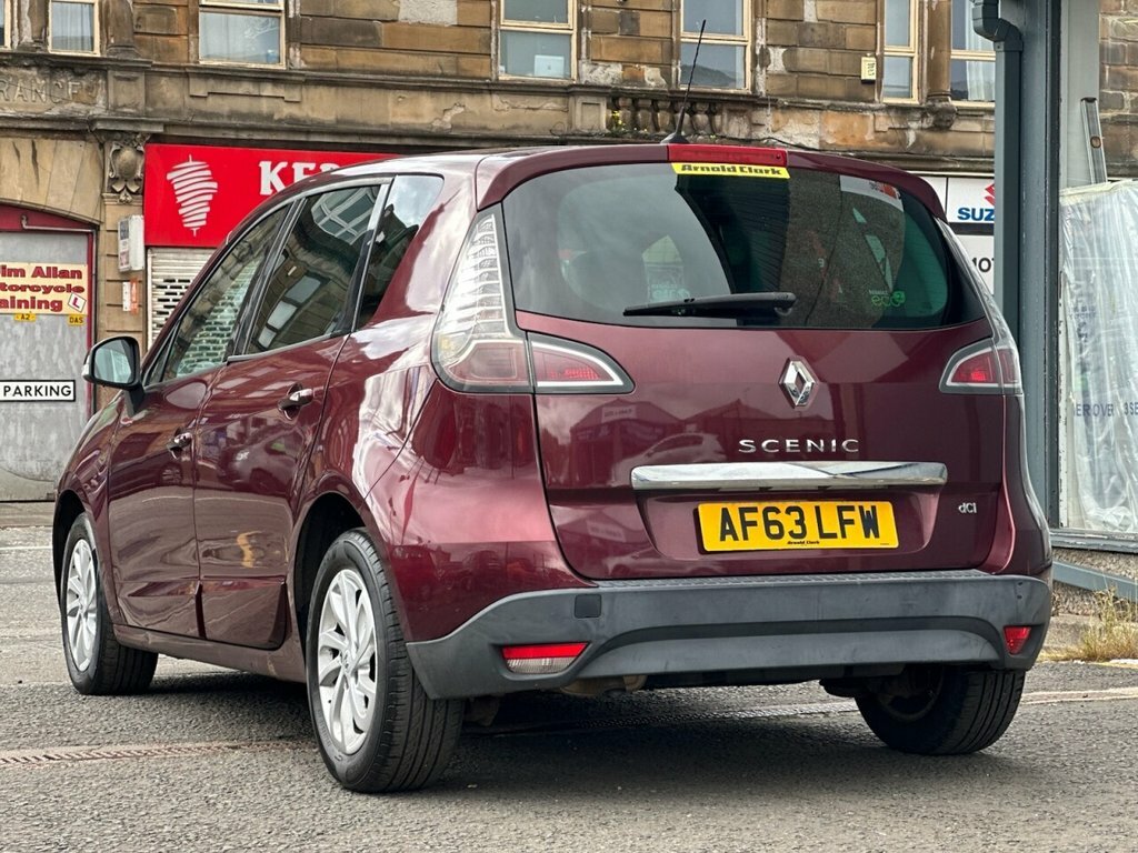 Renault Scenic 1.5L Dynamique Tomtom Red #4