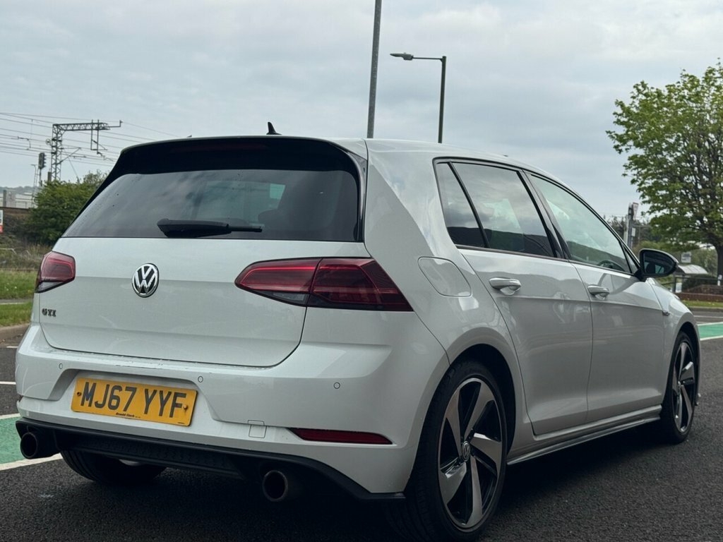 Volkswagen Golf 2L Gti MJ67YYF White #6