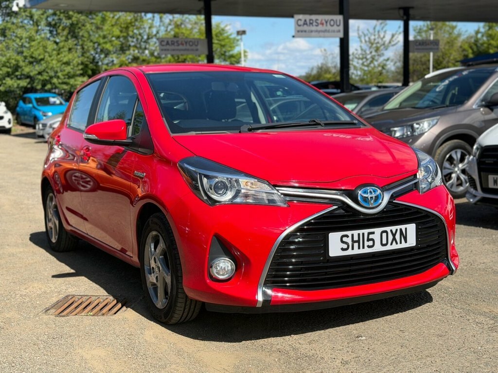 Toyota Yaris 1L Icon Red