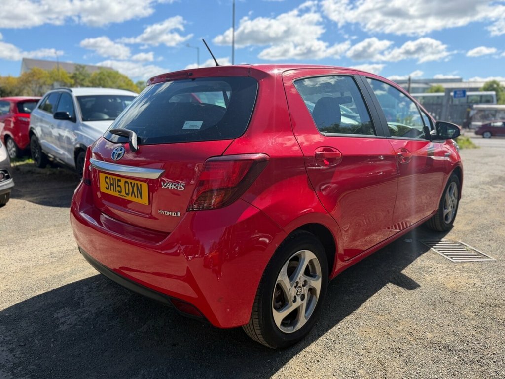Toyota Yaris 1L Icon SH15OXN Red #5