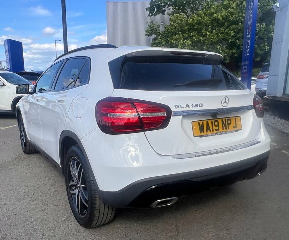 Mercedes-Benz GLA Class 1.6L Urban Edition WA19NPJ White #6