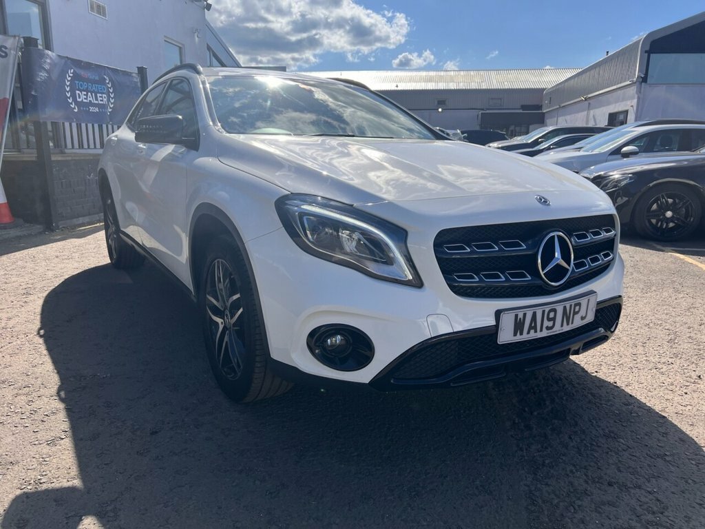Mercedes-Benz GLA Class 1.6L Urban Edition White