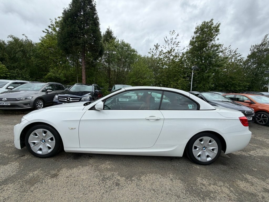 BMW 3 Series 2L M Sport NL13KBX White #4