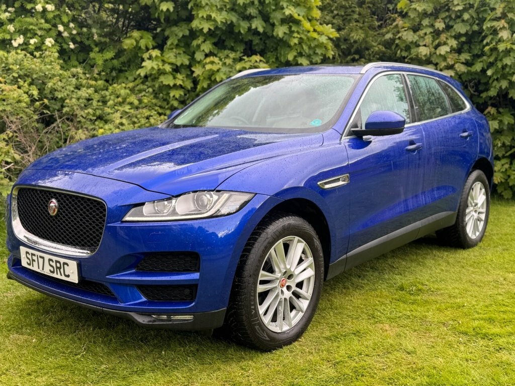 Jaguar F-Pace 2L Portfolio SF17SRC Blue #2