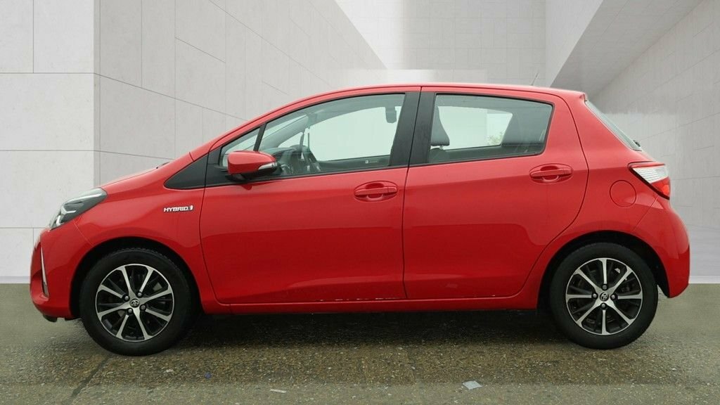 Toyota Yaris 1L Icon Tech VK19FPA Red #6