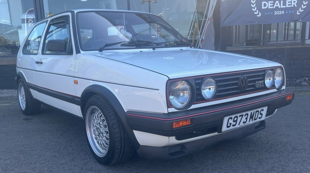 Volkswagen Golf Hatchback White