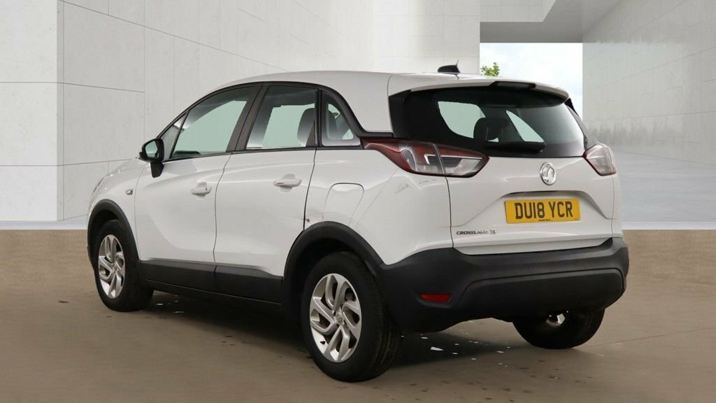 Vauxhall Crossland X 1.2L Se DU18YCR White #3
