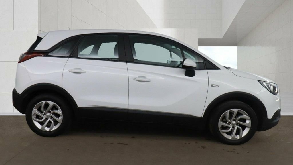Vauxhall Crossland X 1.2L Se DU18YCR White #5